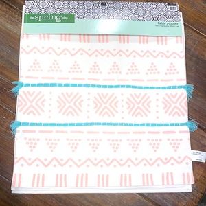 Spring Table Runner *NWT linen